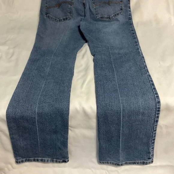 Jordache jeans size 12 bootcut. W236 - Picture 6 of 6